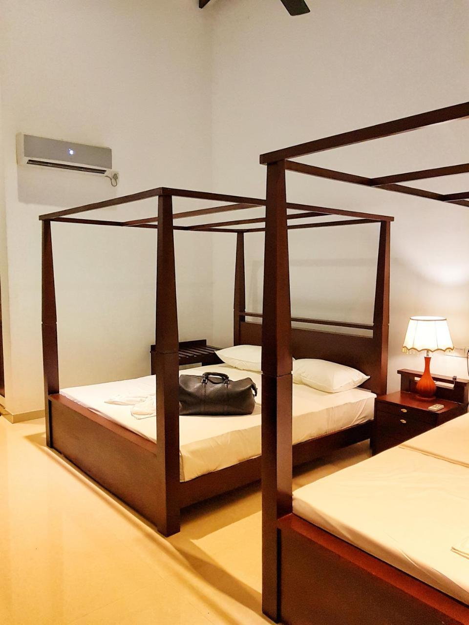 Livinya Holiday Resort Катарагама Екстер'єр фото