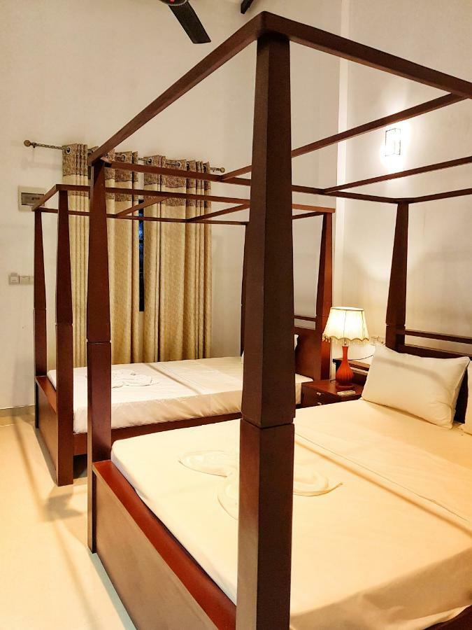 Livinya Holiday Resort Катарагама Екстер'єр фото
